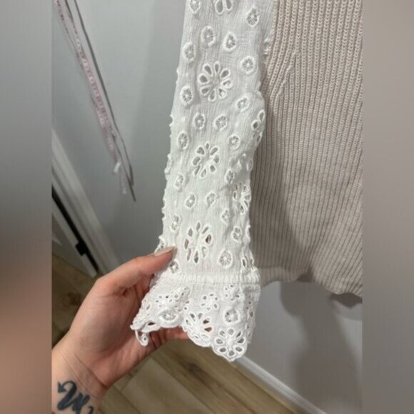 LIKE NEW- Rebecca Taylor Women's Eyelet Sleeve Sweater Ivory/White Size M - Picture 6 of 9